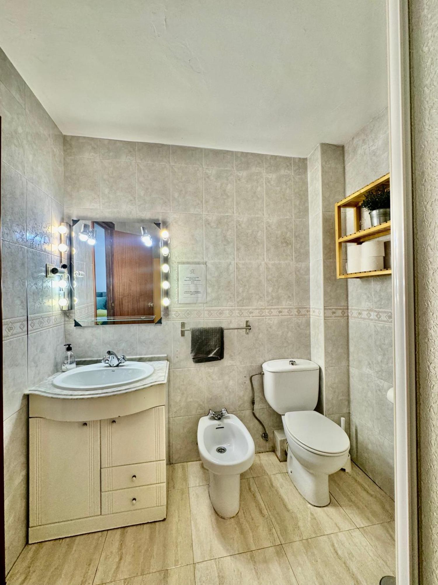 Acogedor Apartamento En Malaga Ngoại thất bức ảnh