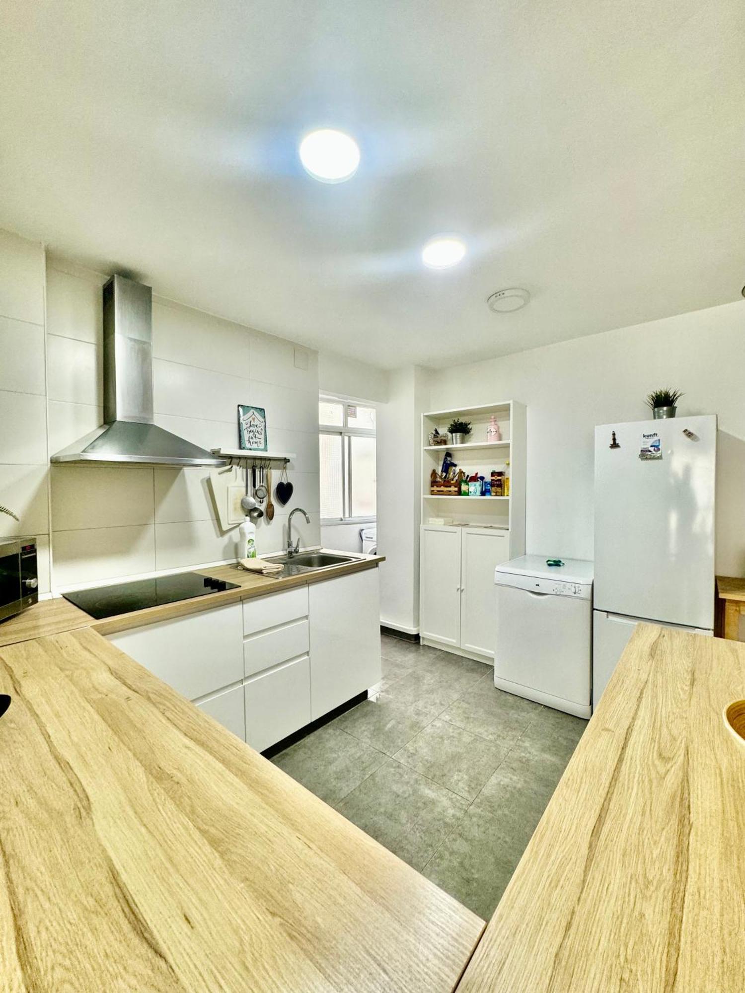 Acogedor Apartamento En Malaga Ngoại thất bức ảnh