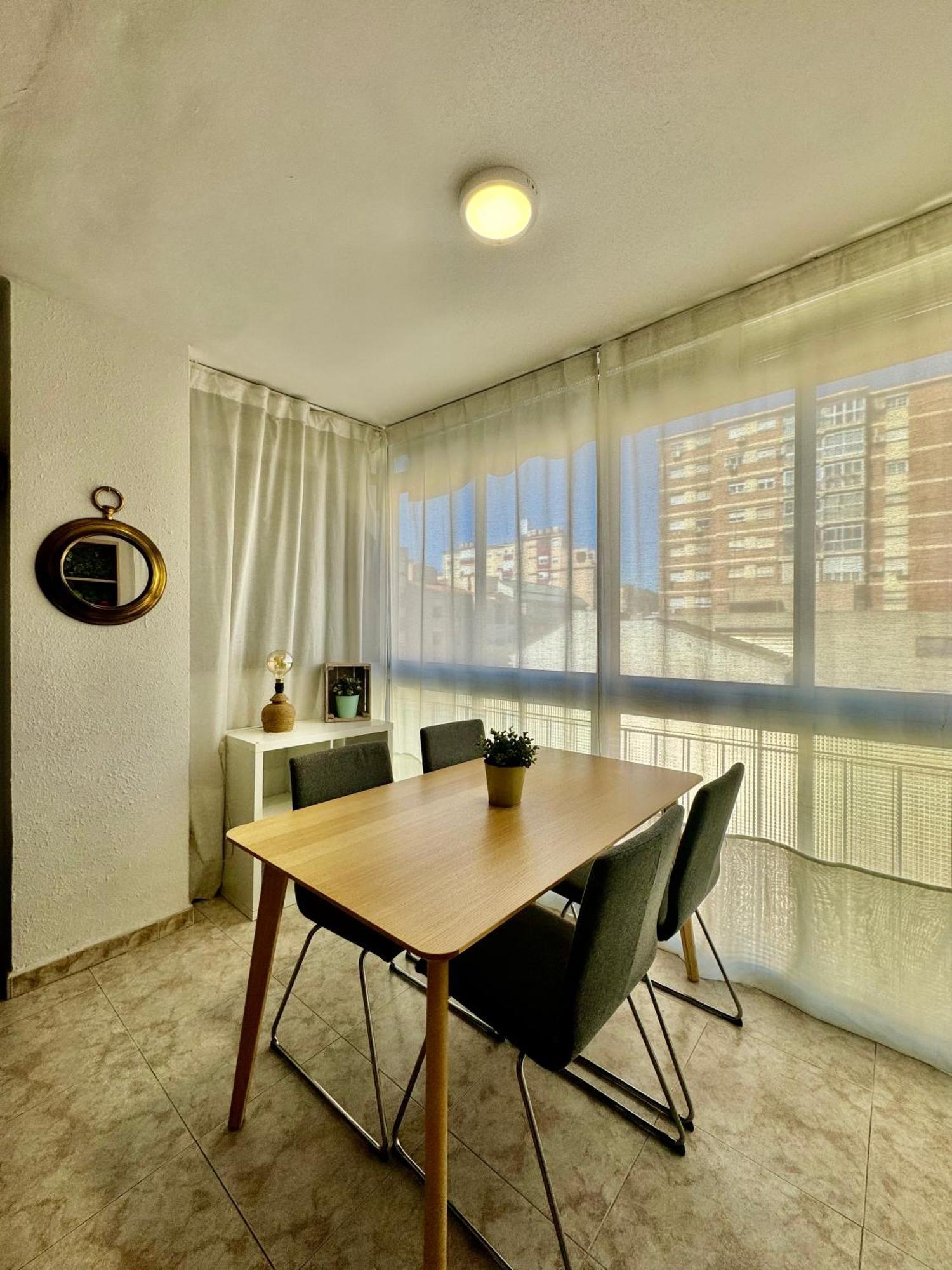 Acogedor Apartamento En Malaga Ngoại thất bức ảnh